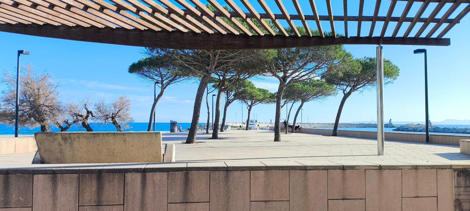 Spacieux Appartement Rose Front Mer Et Piscine Roses Dış mekan fotoğraf